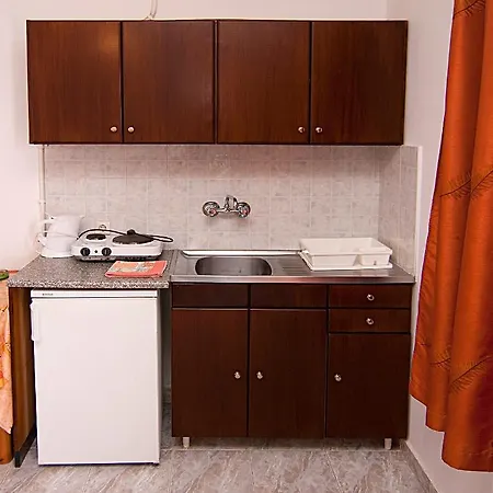 Panorama Apartment *